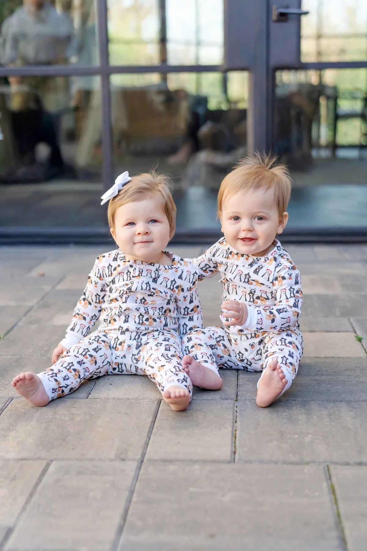 Lila & Hayes | Parker Zipper Pajama - Halloween Pups
