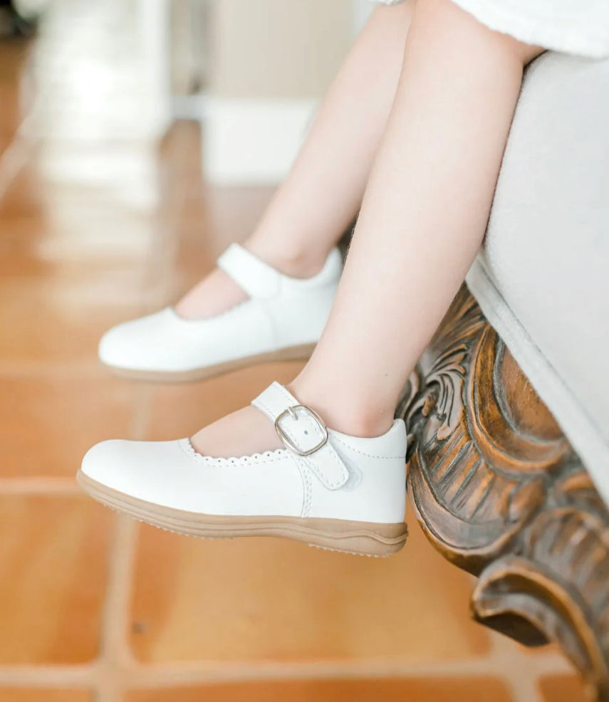 Lamour | Chloe White Scalloped Mary Jane