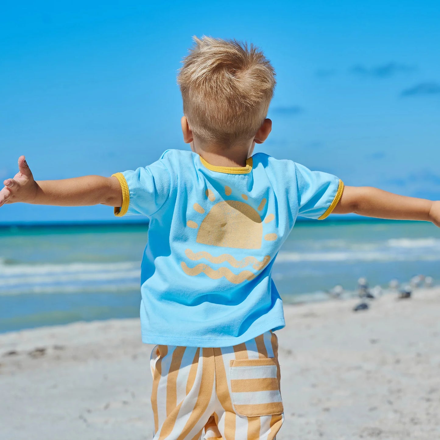 Magnetic Me | Sun Club Tee + Short Set