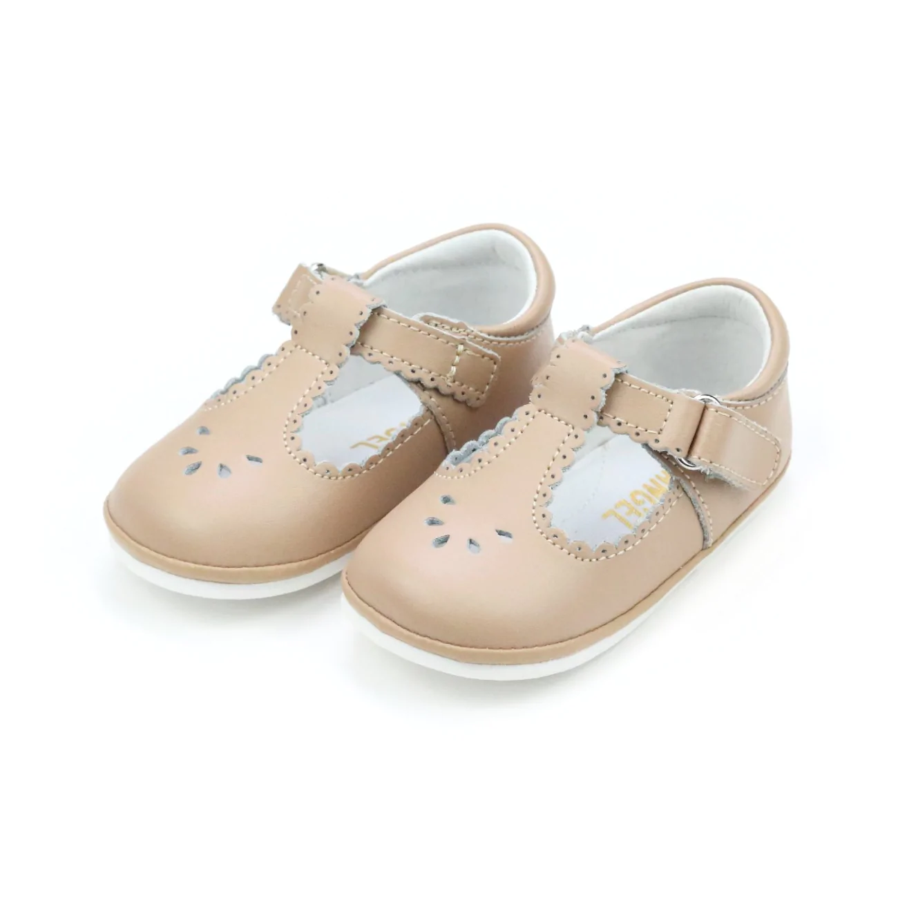 L'Amour - Dottie Latte Scalloped Mary Janes