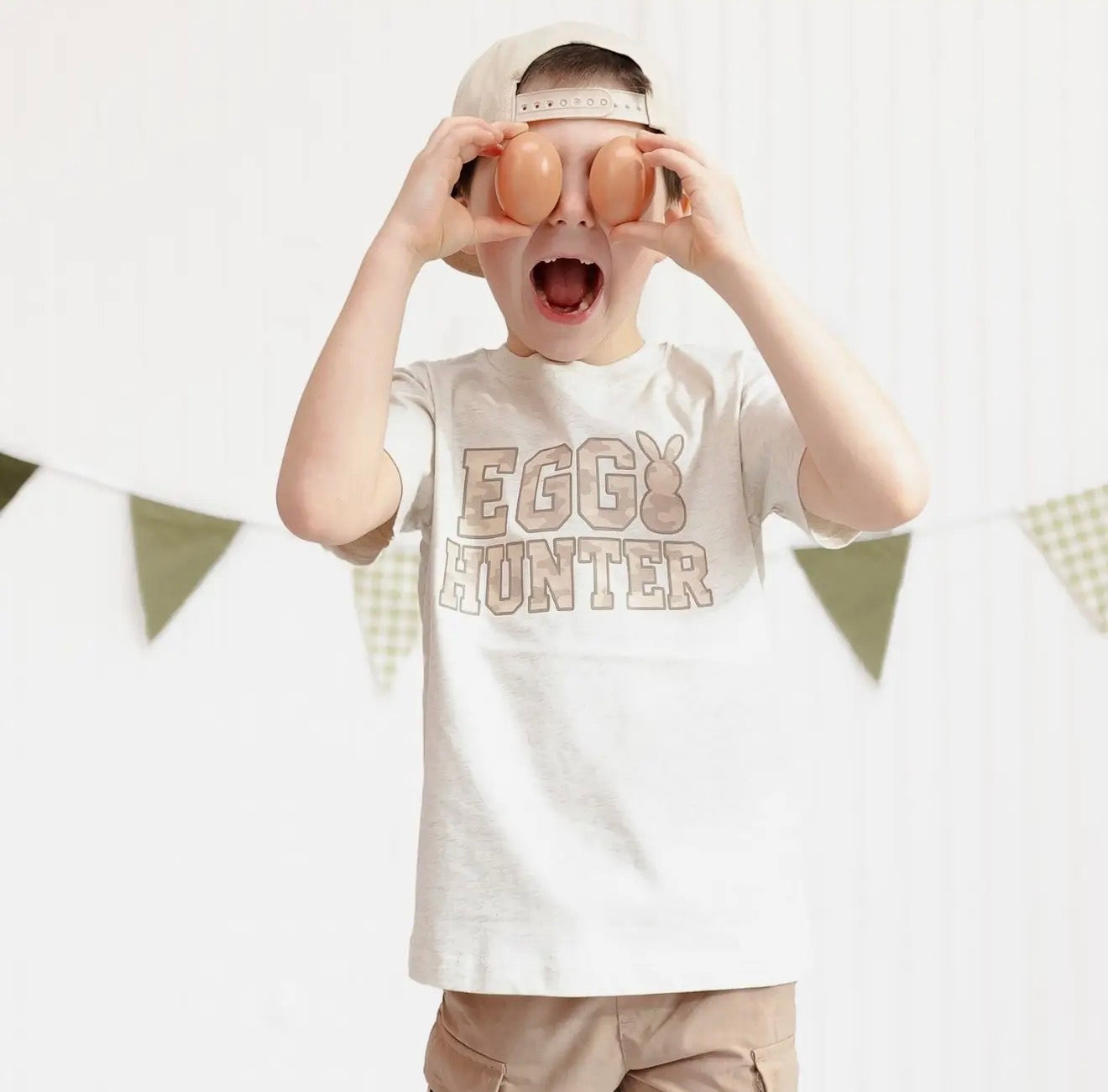 Sweet Wink | Egg Hunter T-Shirt