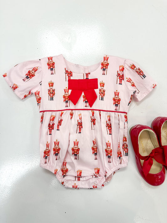 Bella & Emma | Nutcracker Bow Bubble