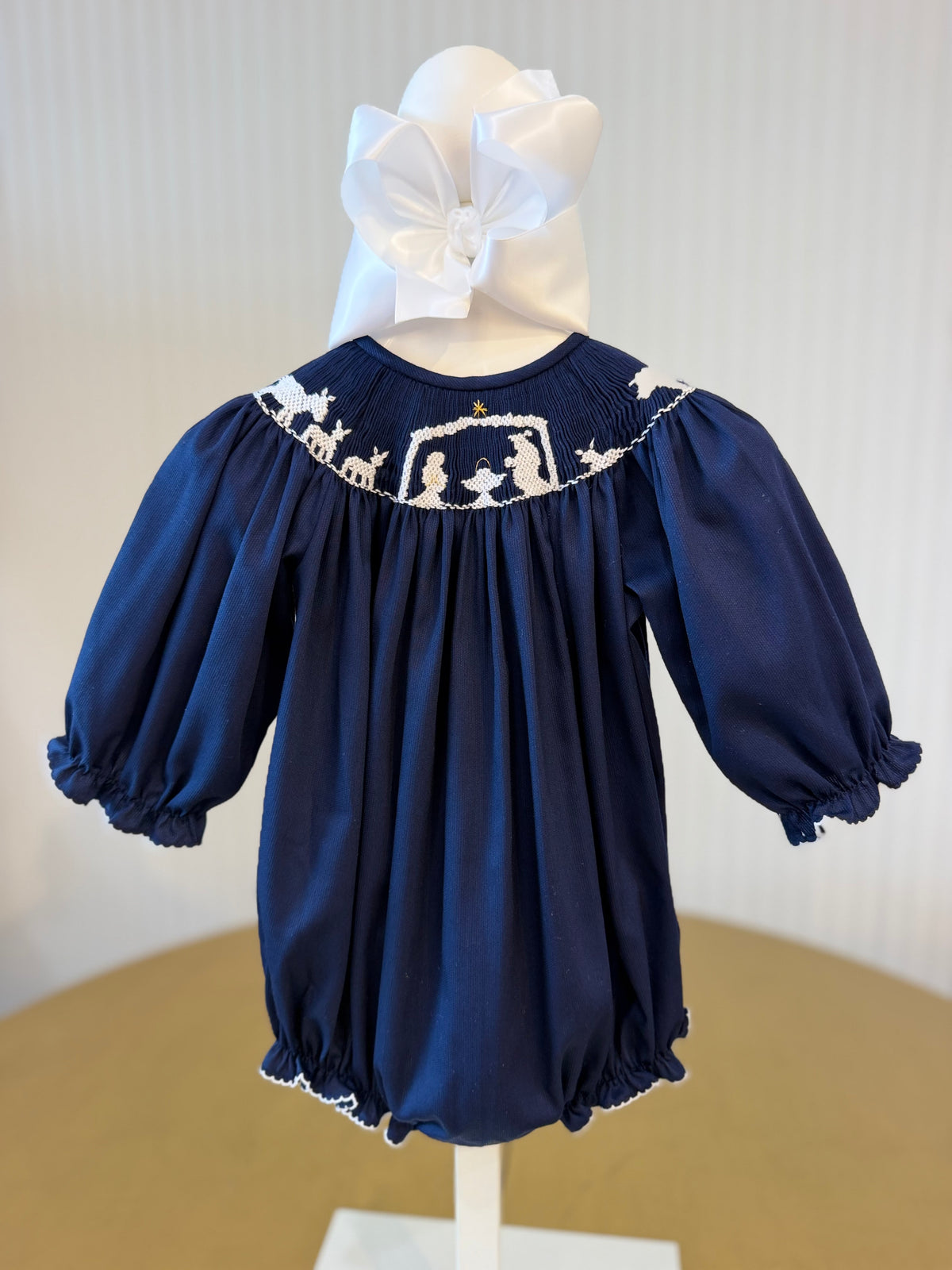 Lulu Bebe | Nativity Smocked Bubble