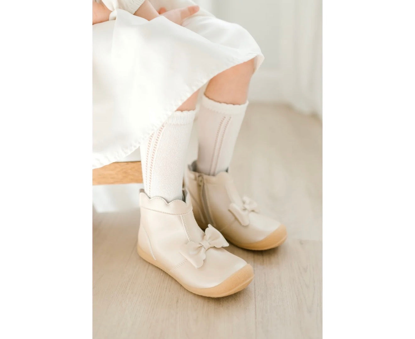 L'Amour | Harper Scalloped Bow Boot