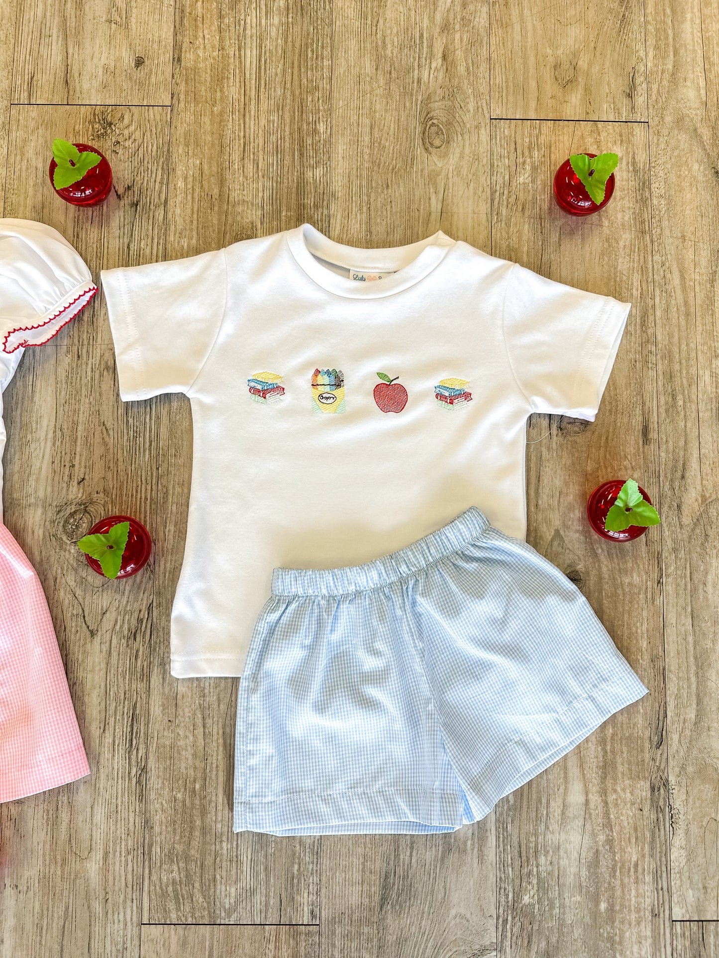 Lulu Bebe | School Emblem Tom Short Set