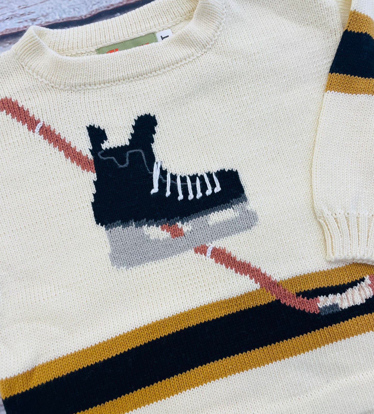 Claver - Hockey Striped Sweater